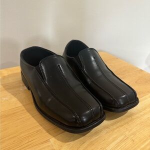 Stacy Adams Boys Nate Slip-On Shoe (Size 3)